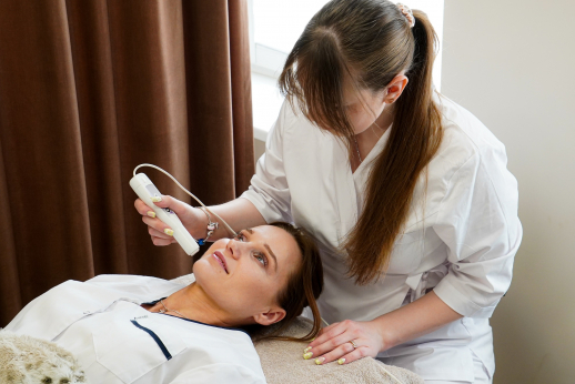 Studijuok Kosmetologiją – derink studijas ir darbą