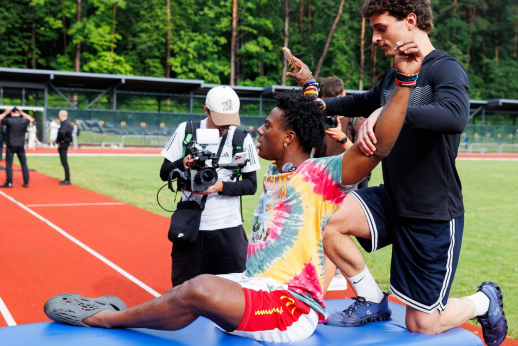 IShowSpeed vizito metu – susitikimas su VIKO absolventu