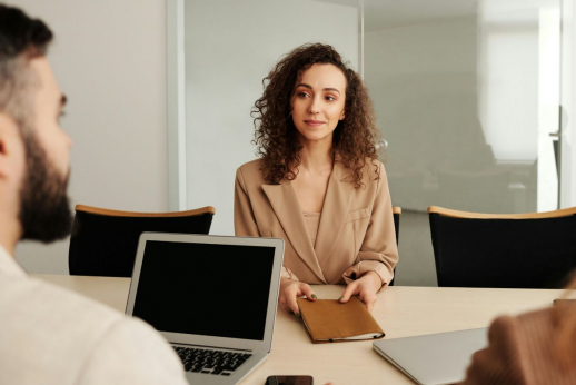 Mitai ir tiesa: kas iš tikrųjų nulemia sėkmę darbo pokalbyje?