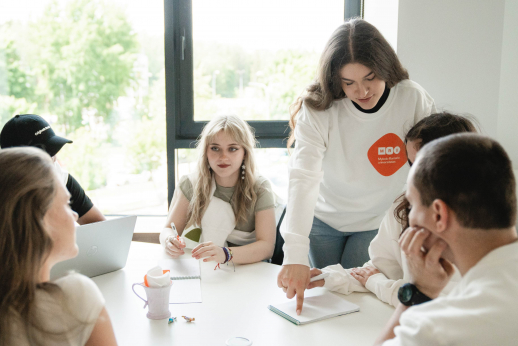 Paversk idėjas sėkmingais rezultatais – studijuok komunikaciją MRU Paversk idėjas sėkmingais rezultatais – studijuok komunikaciją MRU