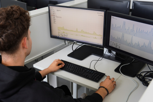 Programų sistemos – išmaniųjų technologijų entuziastams Programų sistemos – išmaniųjų technologijų entuziastams