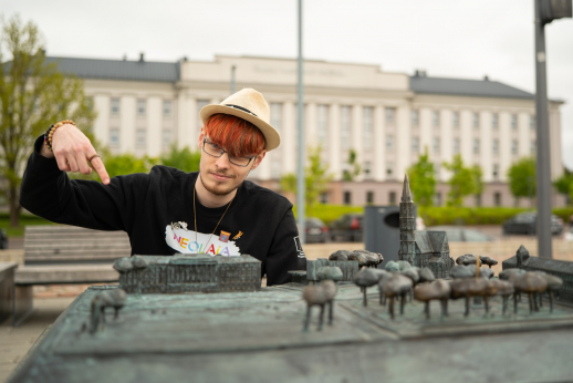 ŠVK alumnas Dovydas: „Studijos – tai galimybė augti ir atrasti save“ ŠVK alumnas Dovydas: „Studijos – tai galimybė augti ir atrasti save“
