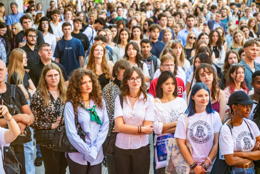 Gausiam būriui VDU pirmakursių – turiningi įvadinės savaitės renginiai