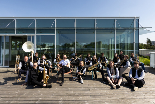 KTU pučiamųjų grupė „The BrassBees“ į jubiliejinį koncertą suburs atlikėjus KTU pučiamųjų grupė „The BrassBees“ į jubiliejinį koncertą suburs atlikėjus