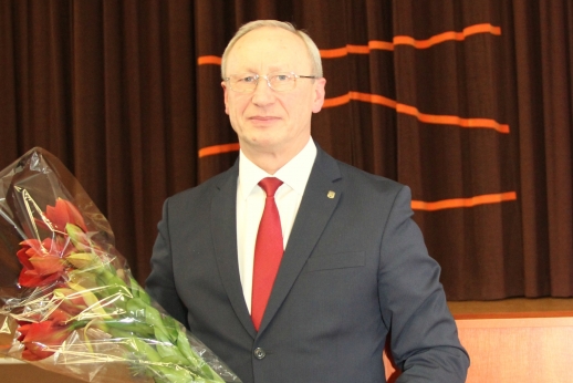 ASU rektoriumi perrinktas prof. A.Maziliauskas ASU rektoriumi perrinktas prof. A.Maziliauskas