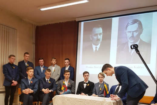  „Istorijos kelias… tulpėmis sužydęs“